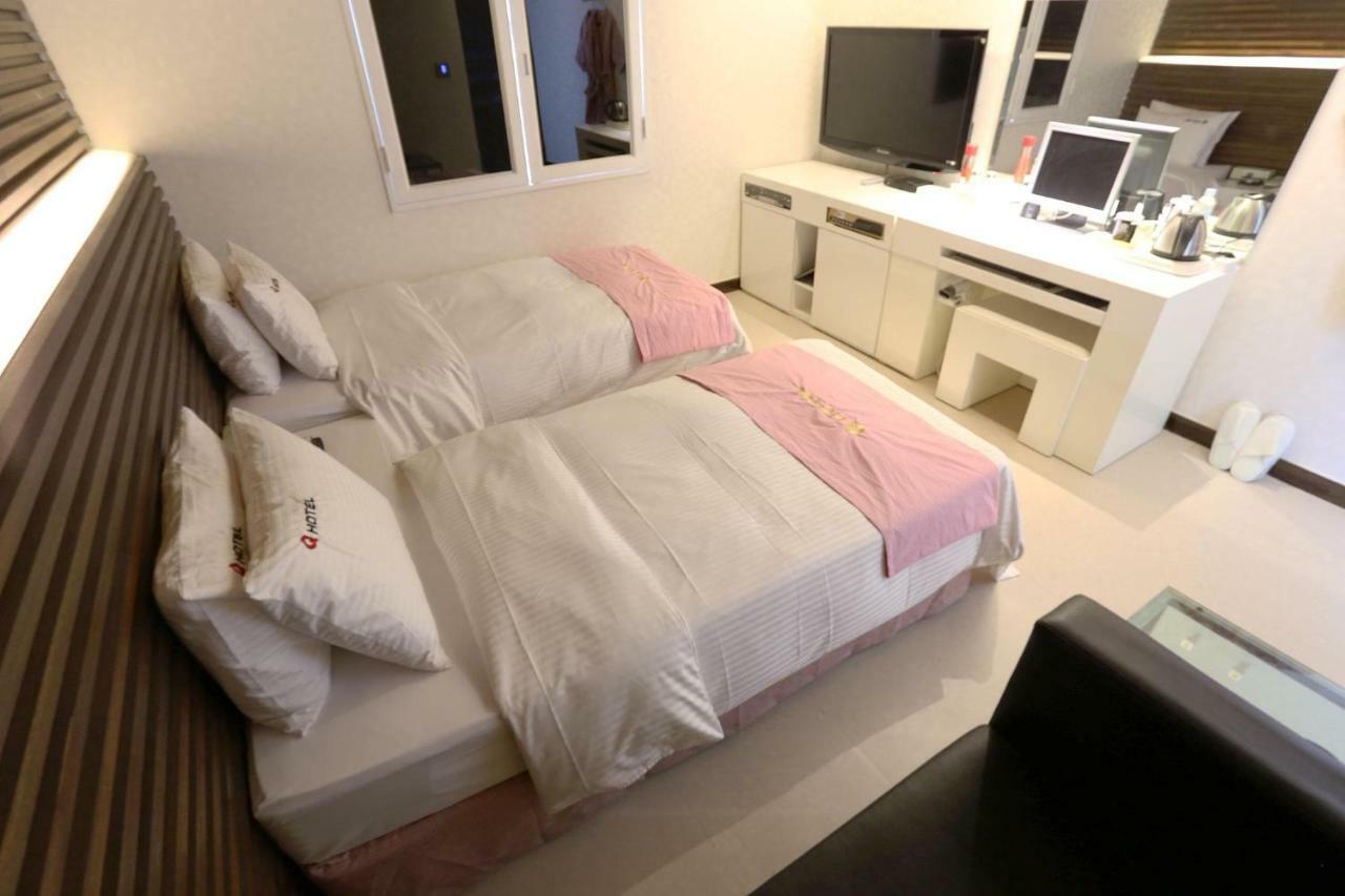 Q Hotel Paju Exterior photo
