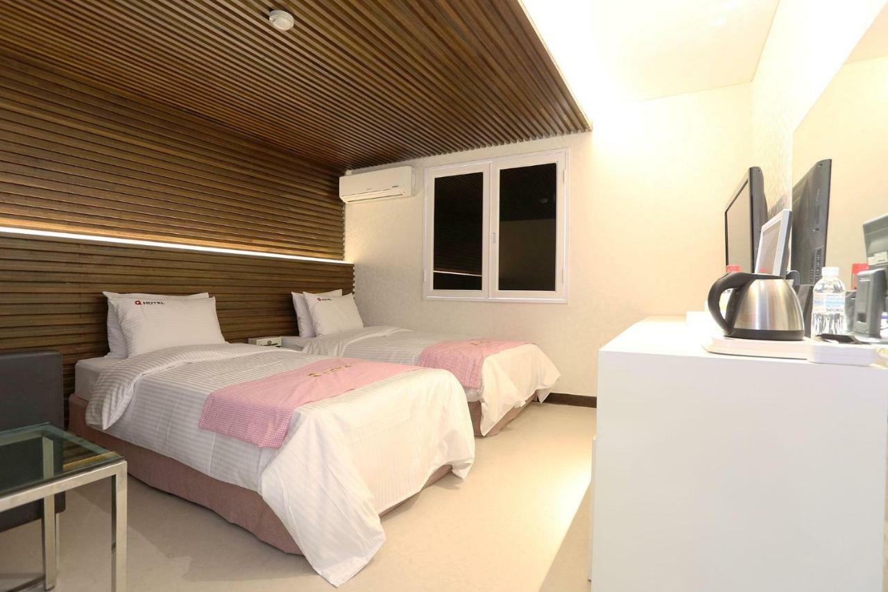 Q Hotel Paju Exterior photo